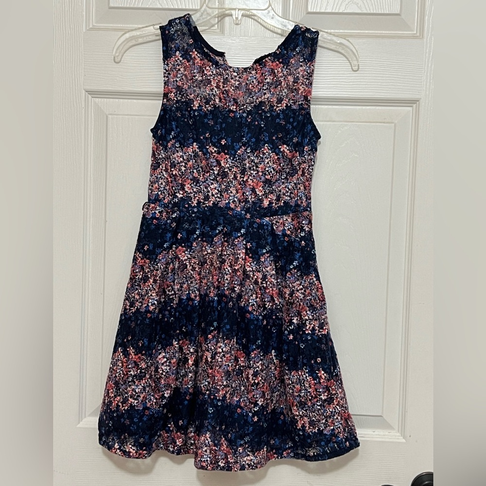 Knit works girls lace dress, Size 12 (missing belt)